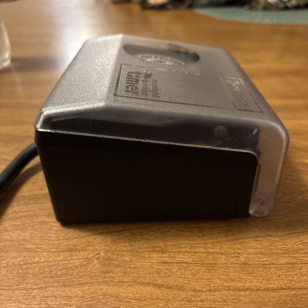 Intermatic HB11R Raintight Outdoor Program Timer TESTED - Picture 5 of 10